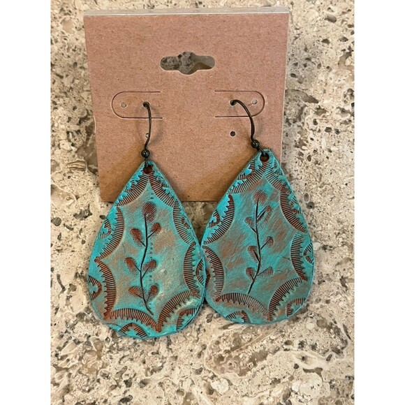 100% Leather Handmade Turquoise Floral Vine Dangle‎ Tear Drop Earrings - Picture 1 of 4